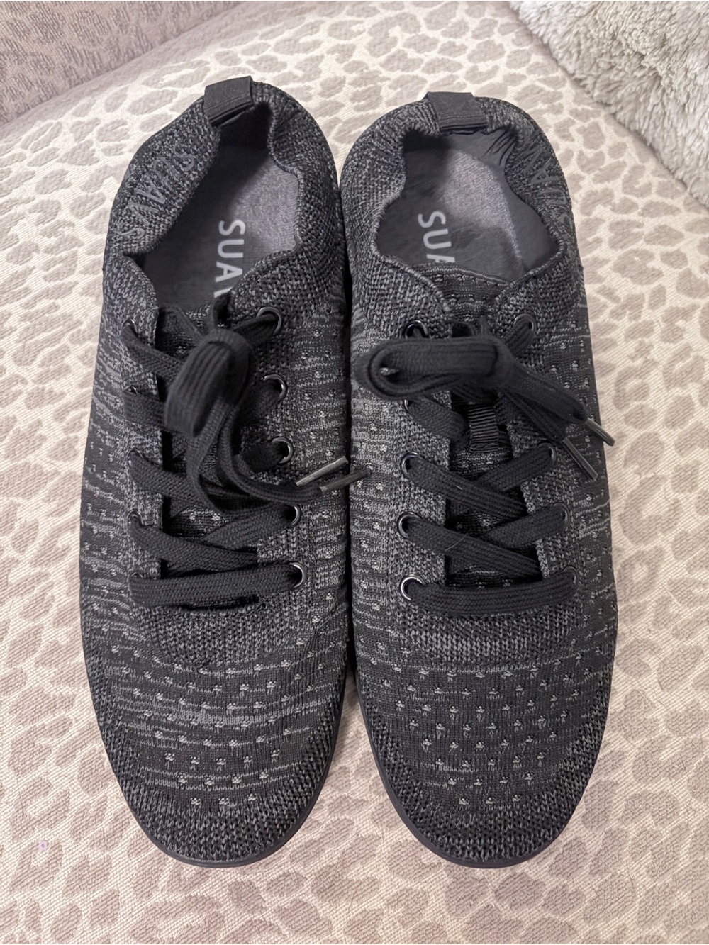 Suavs charcoal slip in lightweight breathable packable shoes. Womens 11, men’s 9